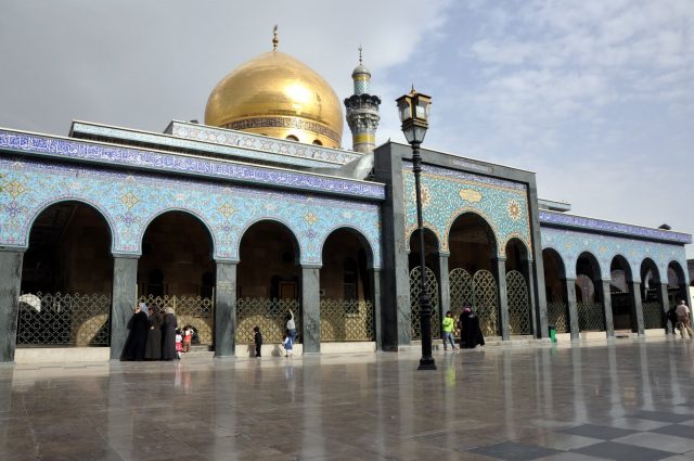 Hands-off Sayeda Zainab Shrine