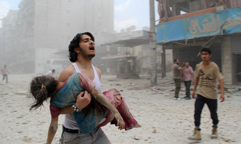Assad used barrel bombs in hundreds of locations, says rights group
