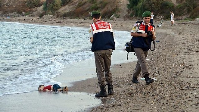 Canadian government under fire about drowned Syrian toddler