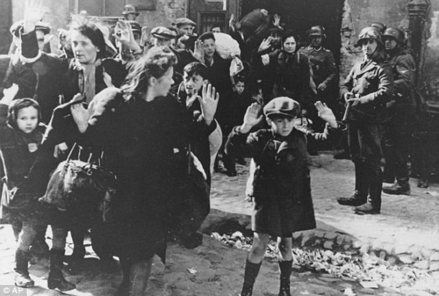 Syria crisis echoes 1930s anti-Semitism