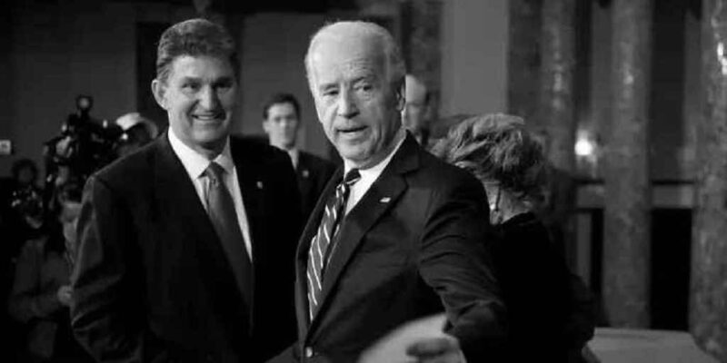 Biden Not Cancelling Student Debt is as Bad as Manchin Not Voting for S1